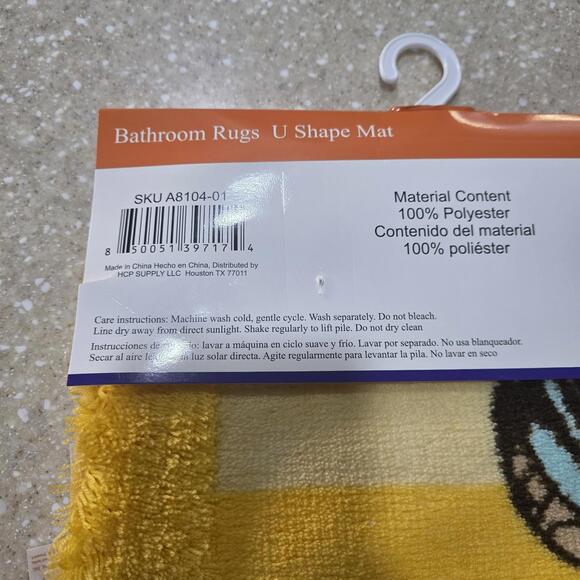 Winnie The Pooh Bathroom U-shape Rug Yellow NWT - Picture 4 of 8